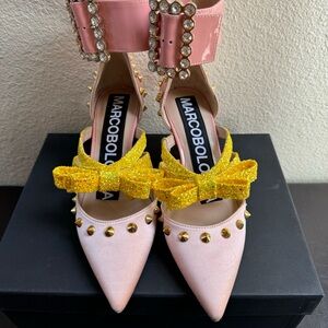 Marco Bologna Pink kitten heel yellow bow size 7